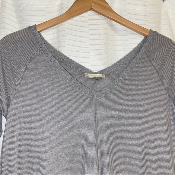 Altar’d state peplum bottom lace trim long sleeve - Picture 4 of 8